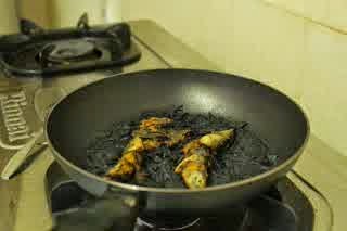 Tips Menghilangkan Bau Gosong Di Dapur